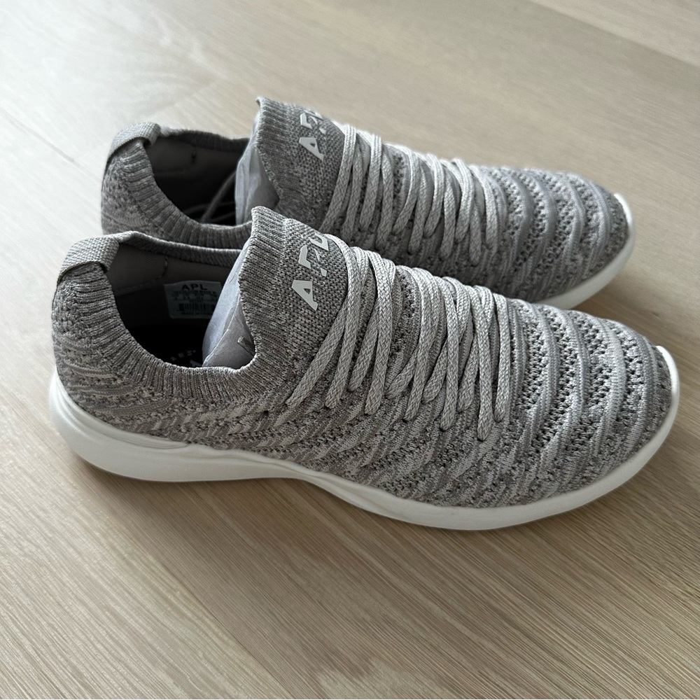 COPY - APL - WOMEN'S TECH LOOM WAVE - TUNDRA/IVORY/MELANGE - SIZE 8 - Picture 10 of 12